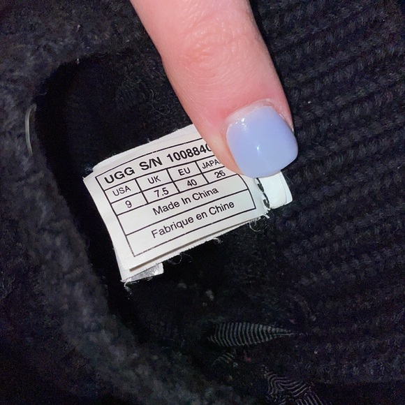 Women’s UGG boots - Picture 4 of 4